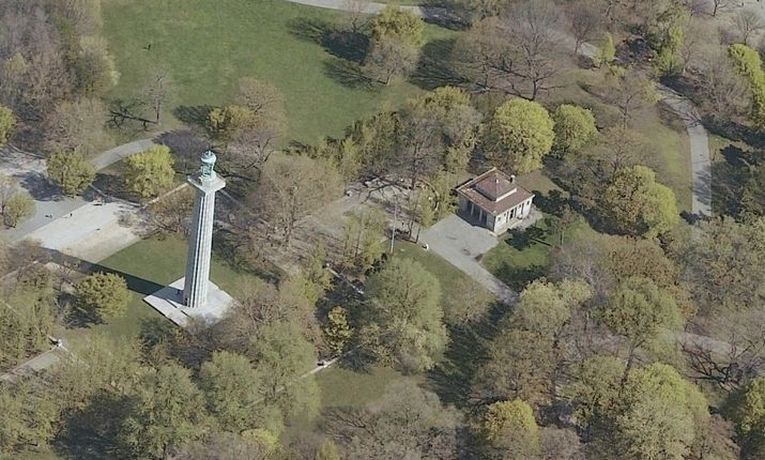 fort greene park: fort greene park Prison Ship Martyrs Monument 2
